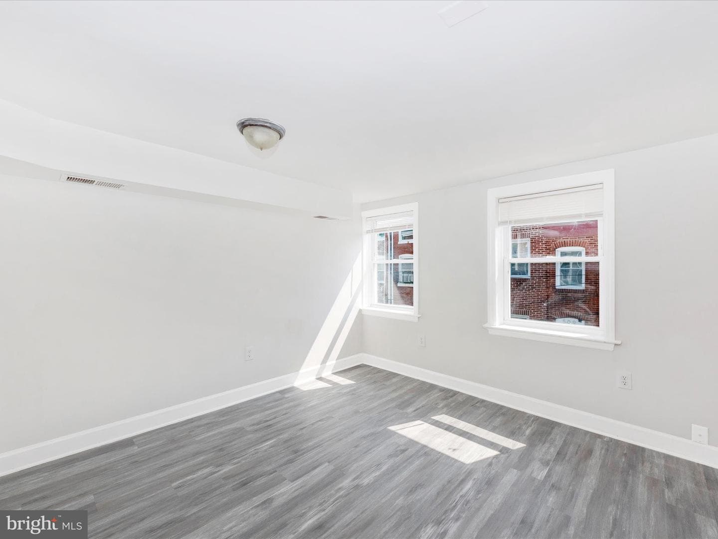 508 Wyeth Street photo 36
