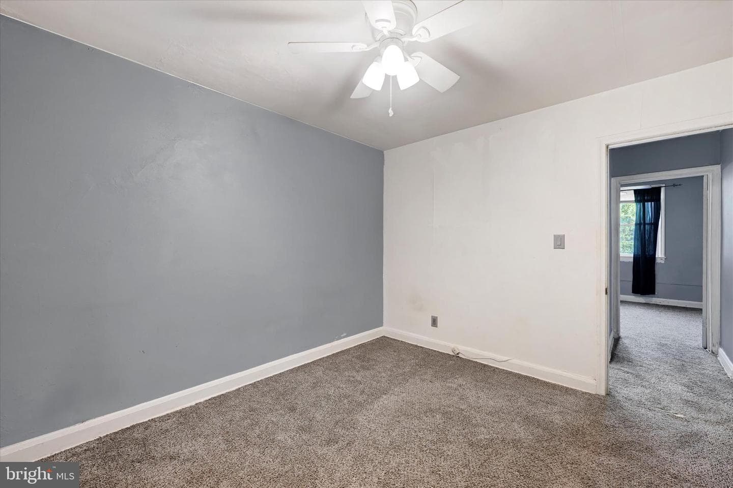 2836 Edgecombe Circle S photo 11