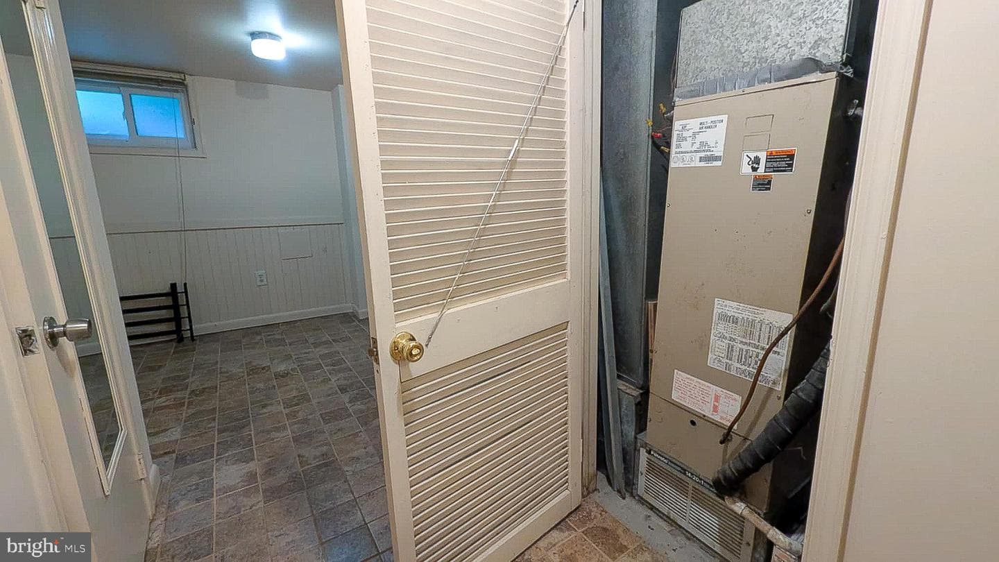 209 Penn Street photo 19
