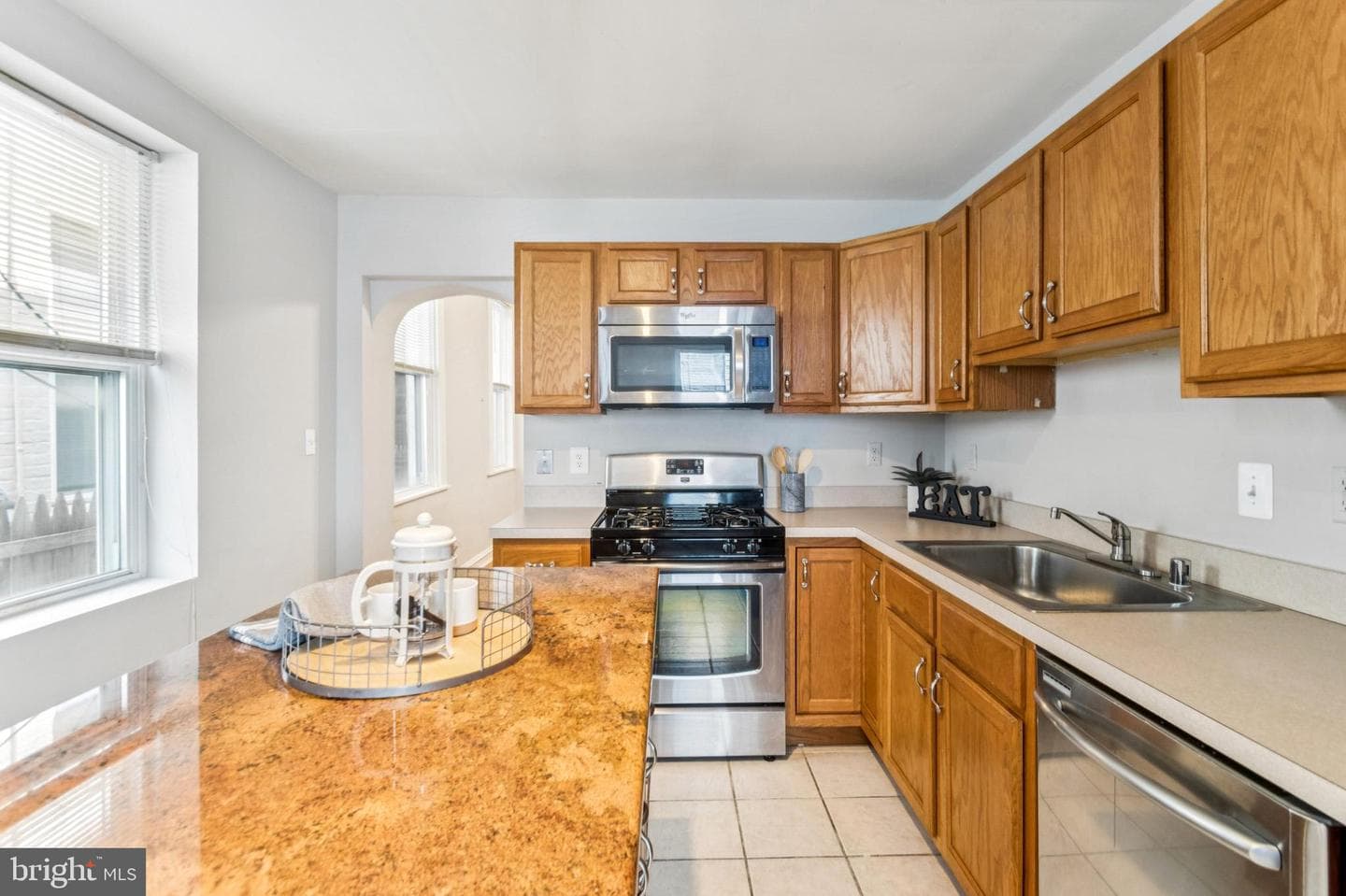 1704 S Charles Street photo 10