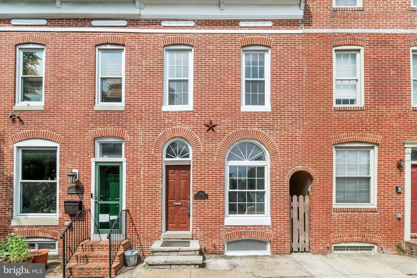 1704 S Charles Street photo 2