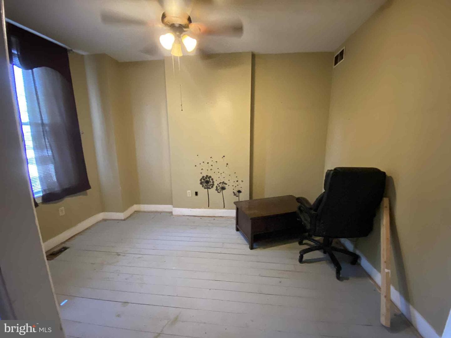 3907 Roland Avenue photo 10