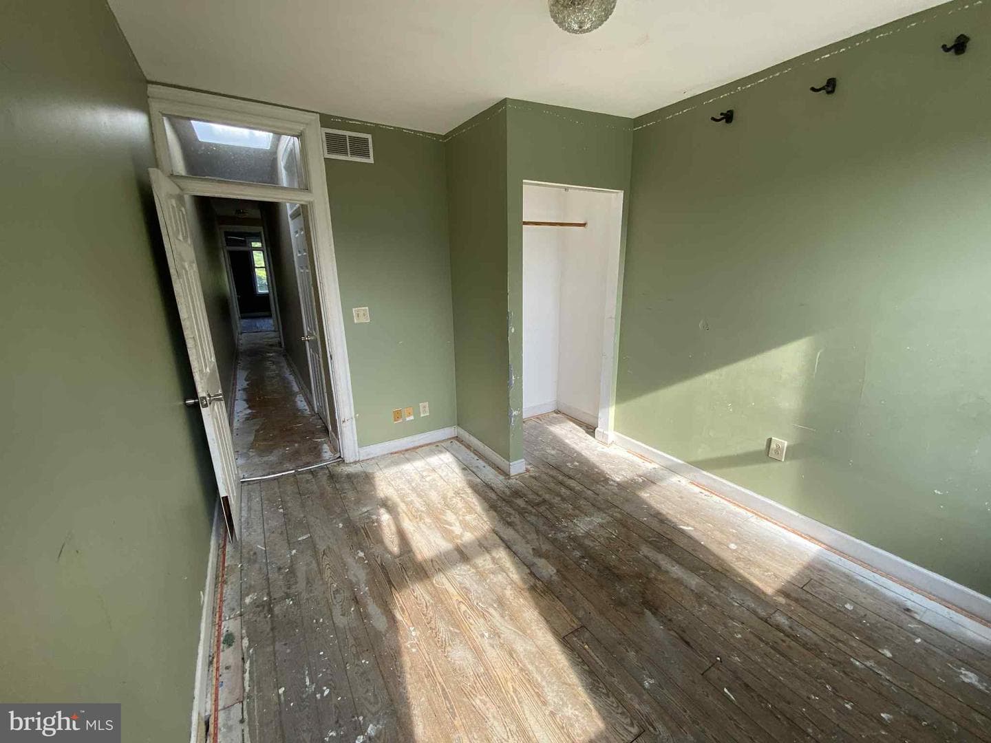 3907 Roland Avenue photo 18
