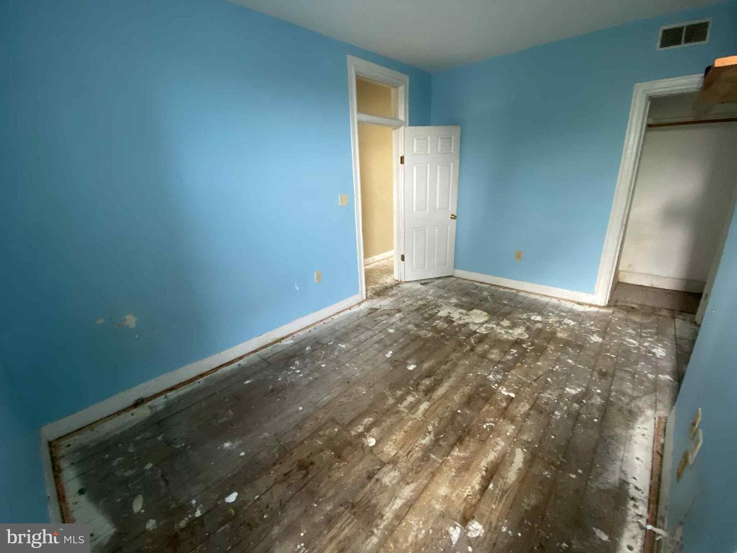 3907 Roland Avenue photo 21