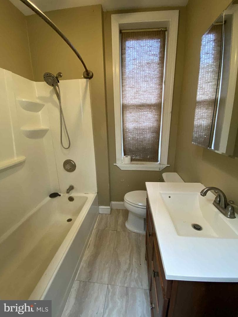 3907 Roland Avenue photo 22