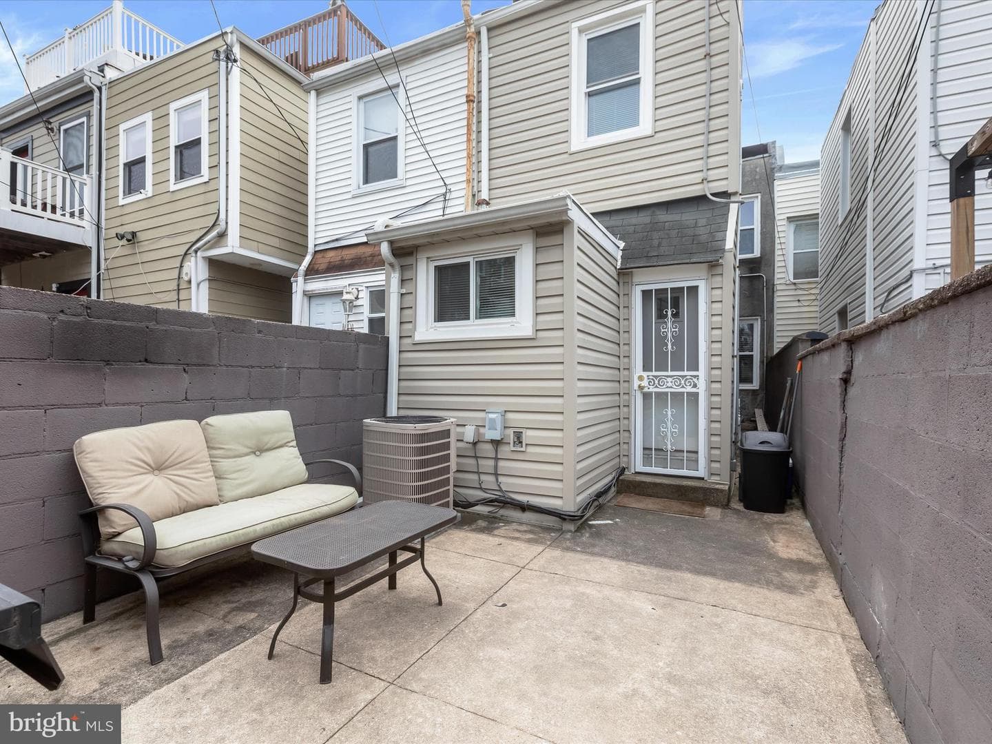 2824 Dillon Street photo 26