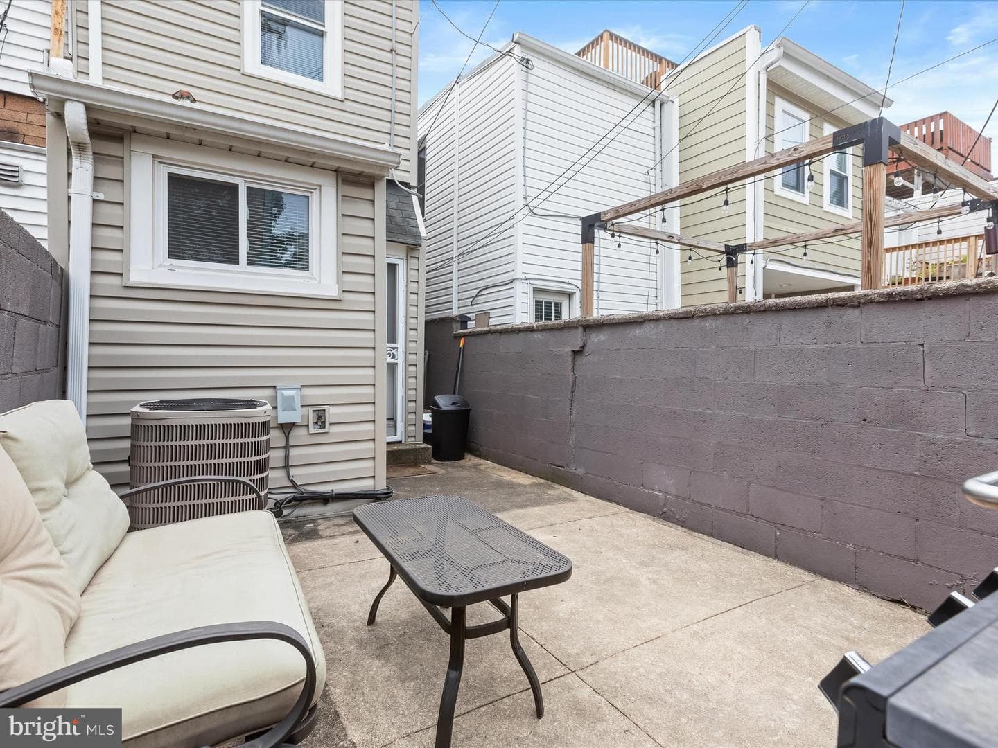 2824 Dillon Street photo 27