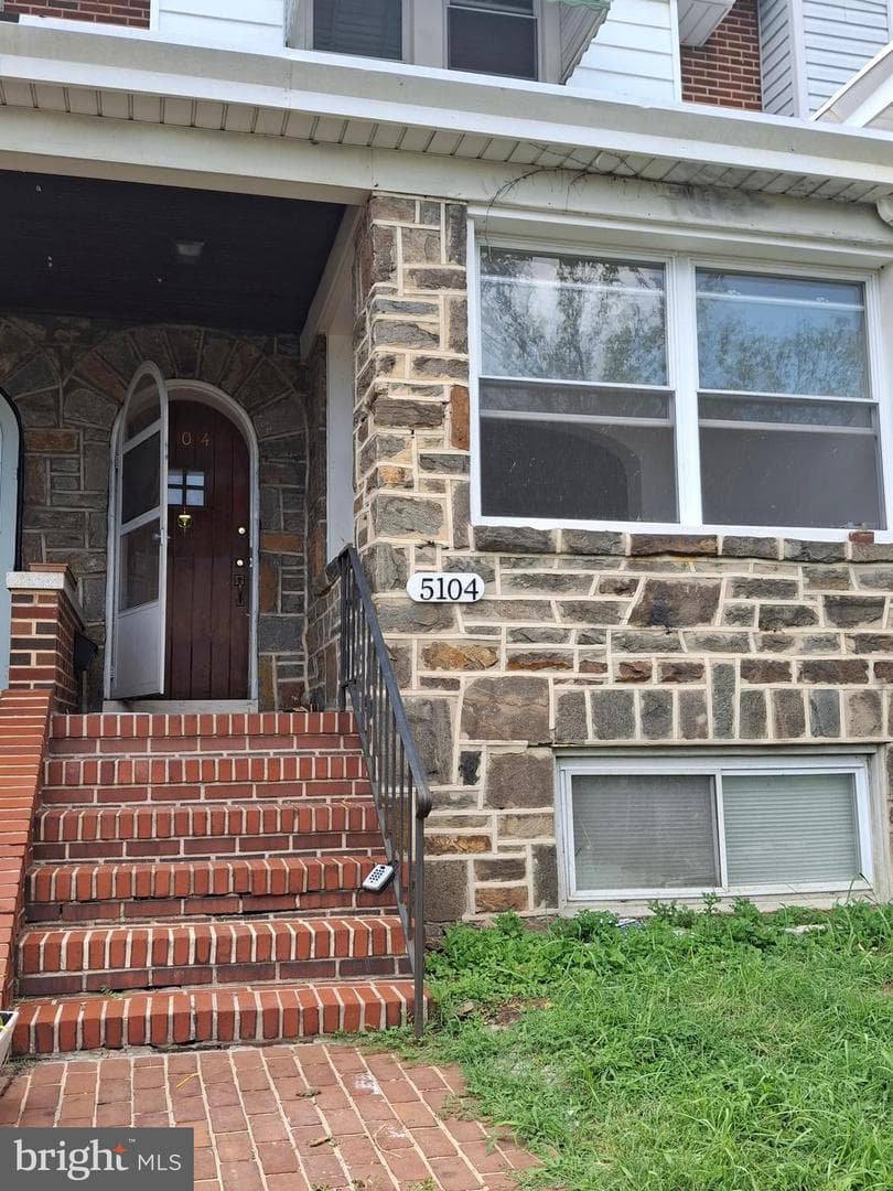 5104 Harford Road photo 2