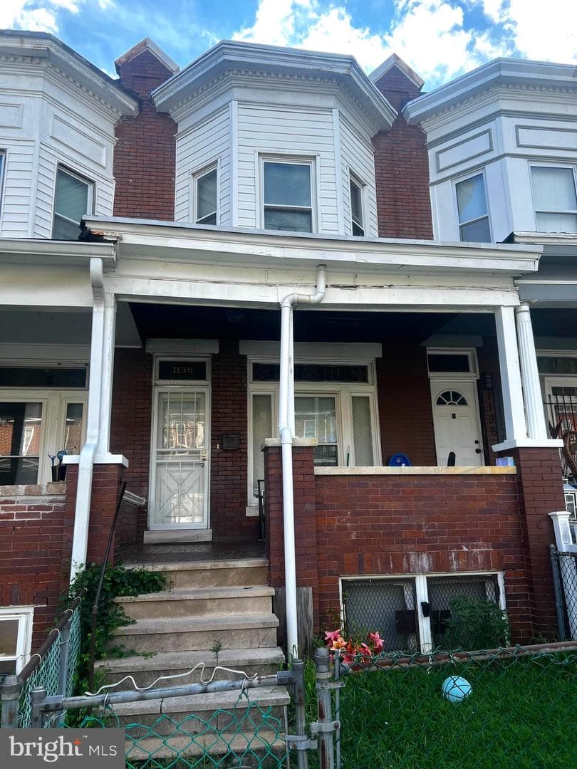 1136 N Longwood Street photo 1