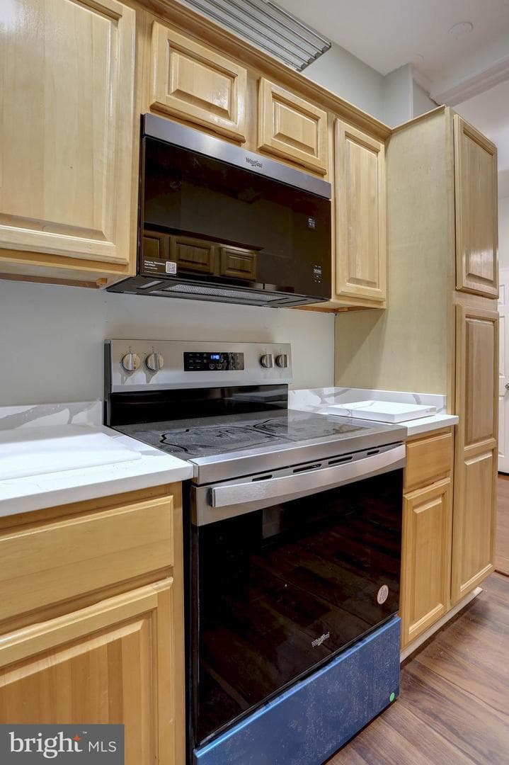 2321 Barclay Street photo 13