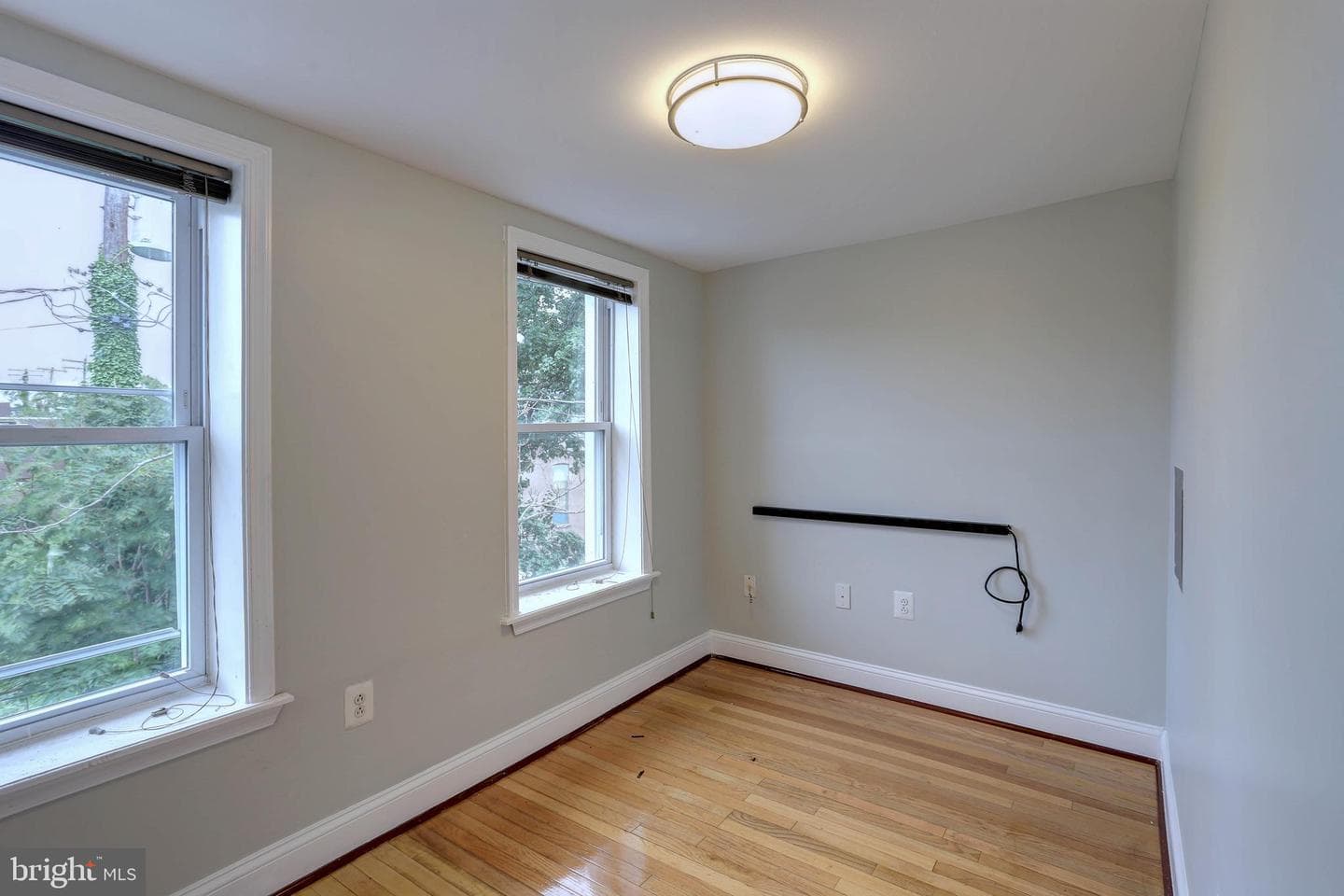 2321 Barclay Street photo 25