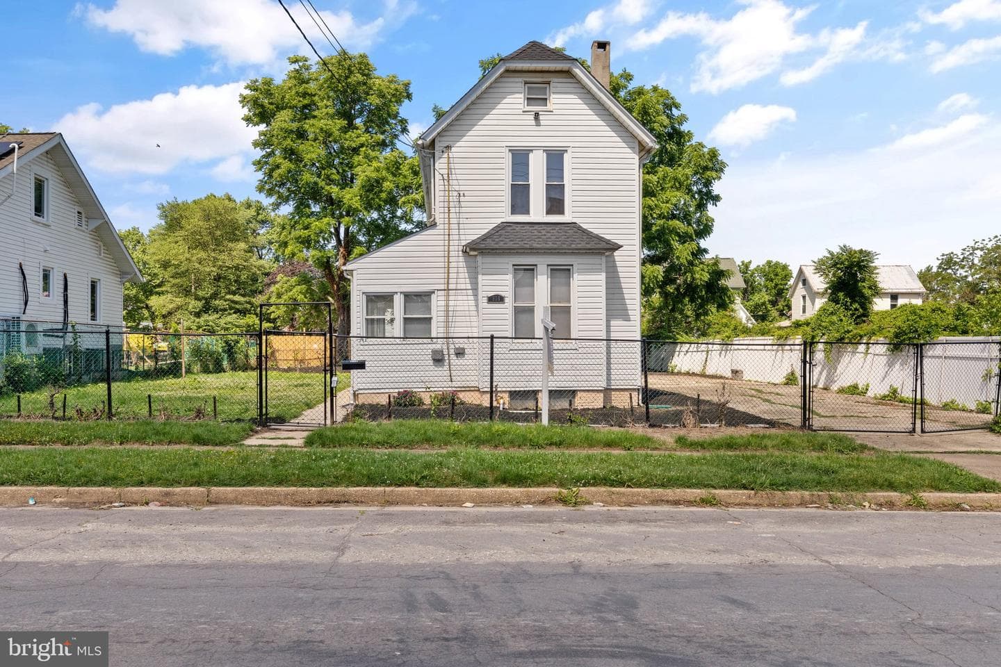 916 N Kresson Street photo 1