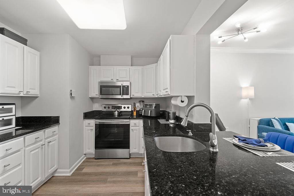 23 Pierside Drive #326 photo 14