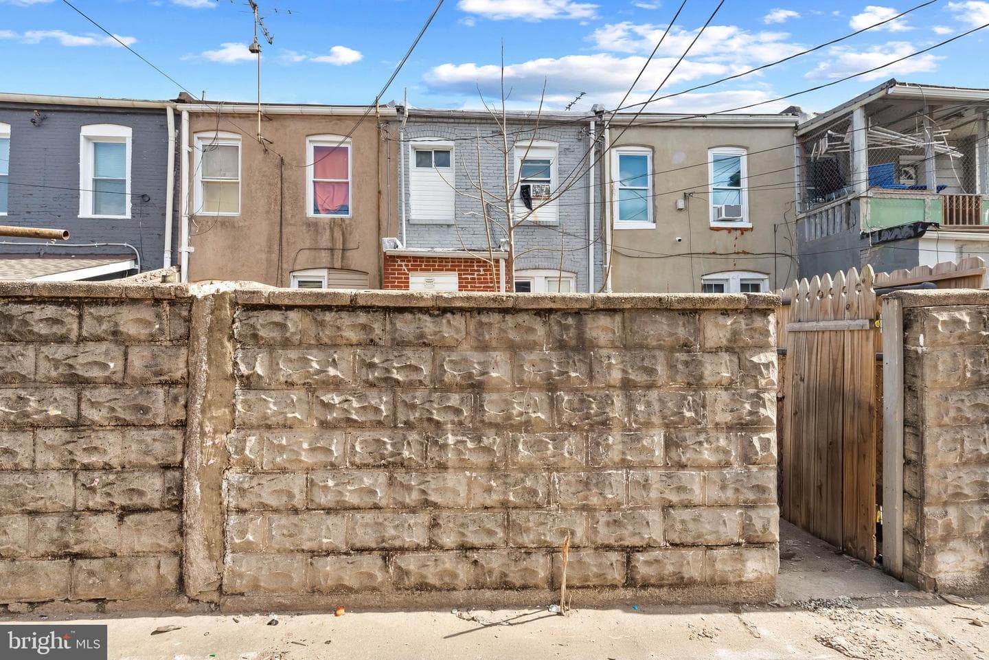 220 N Luzerne Avenue photo 43