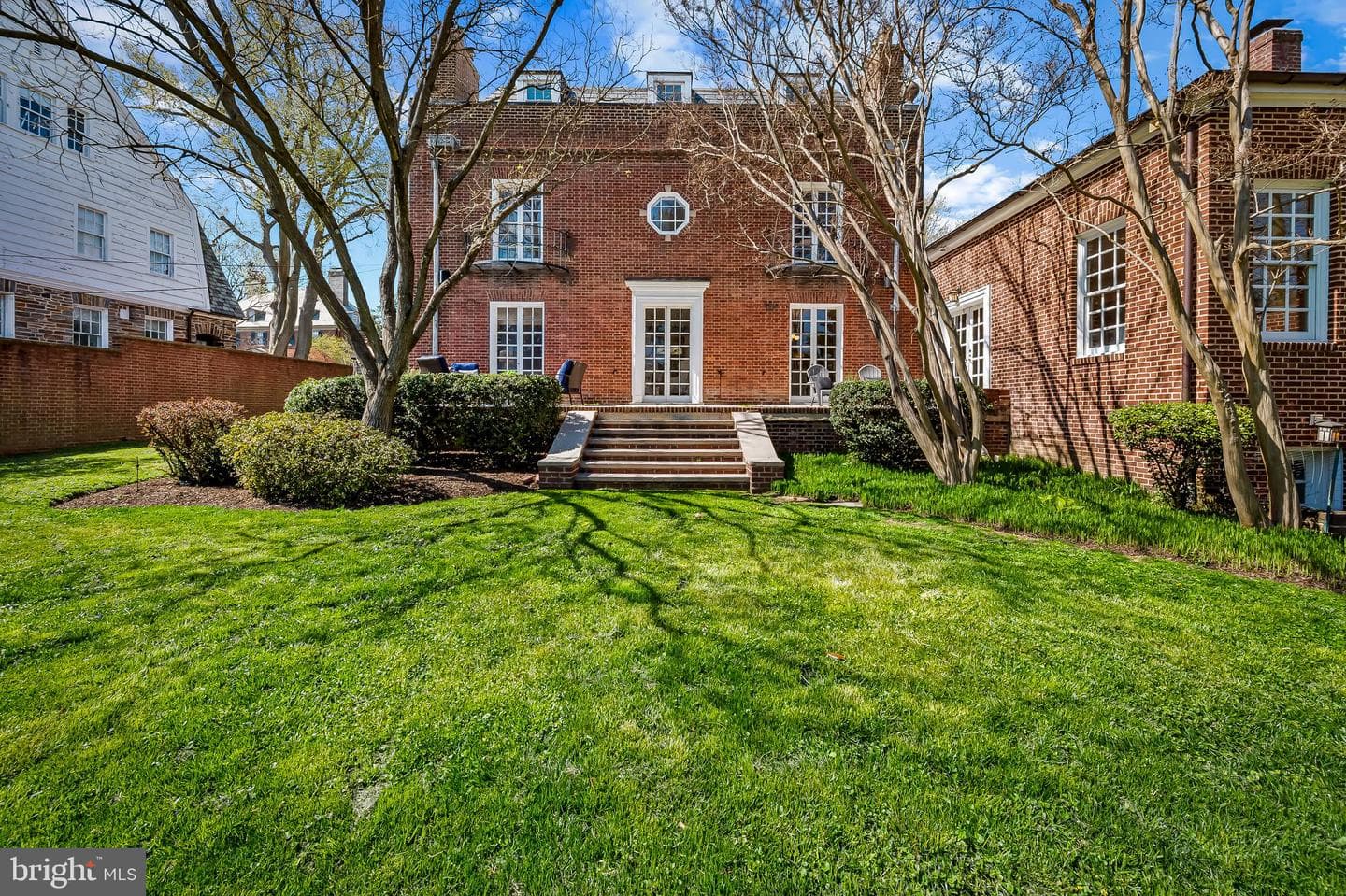 217 Wendover Road photo 48