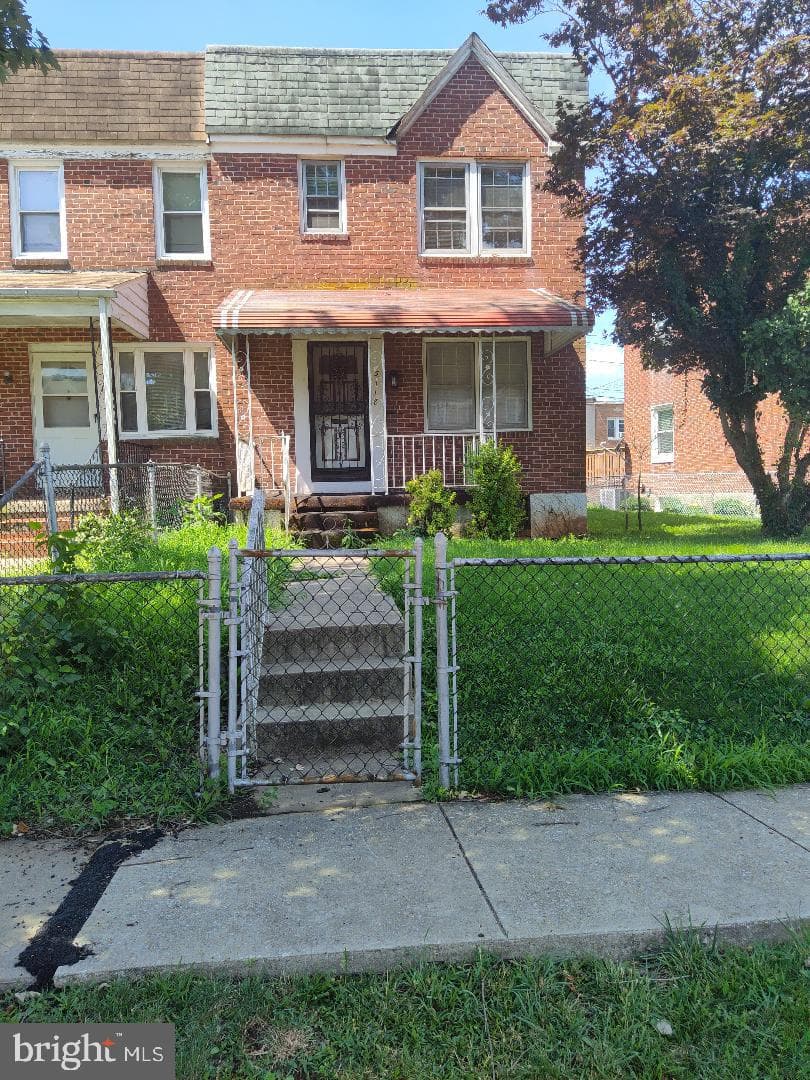 5118 Nelson Avenue photo 1