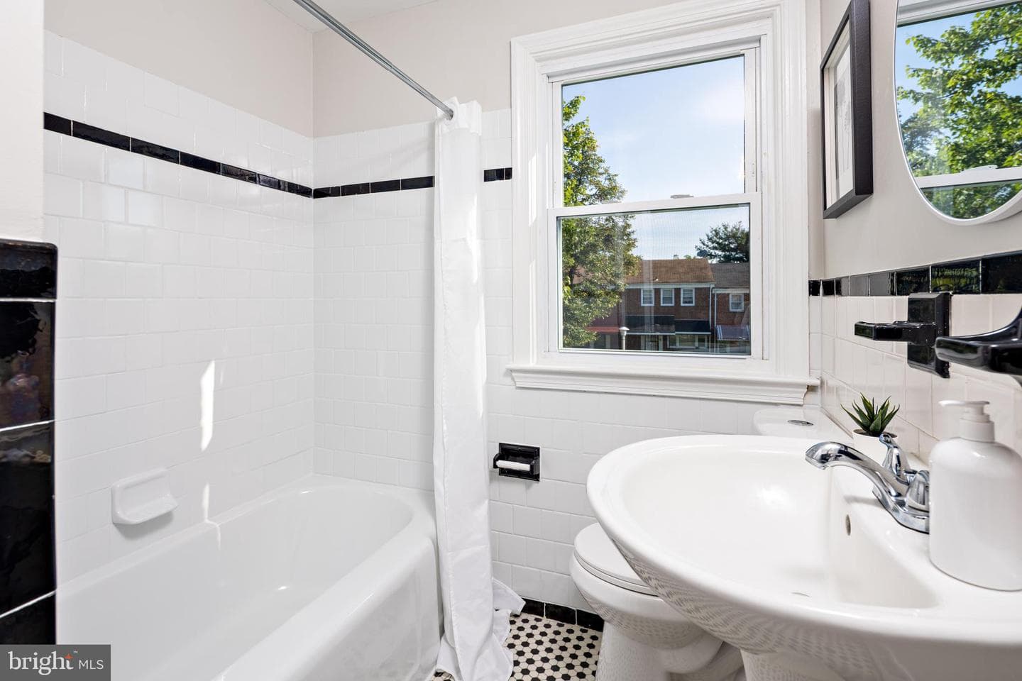 1531 Wadsworth Way photo 19