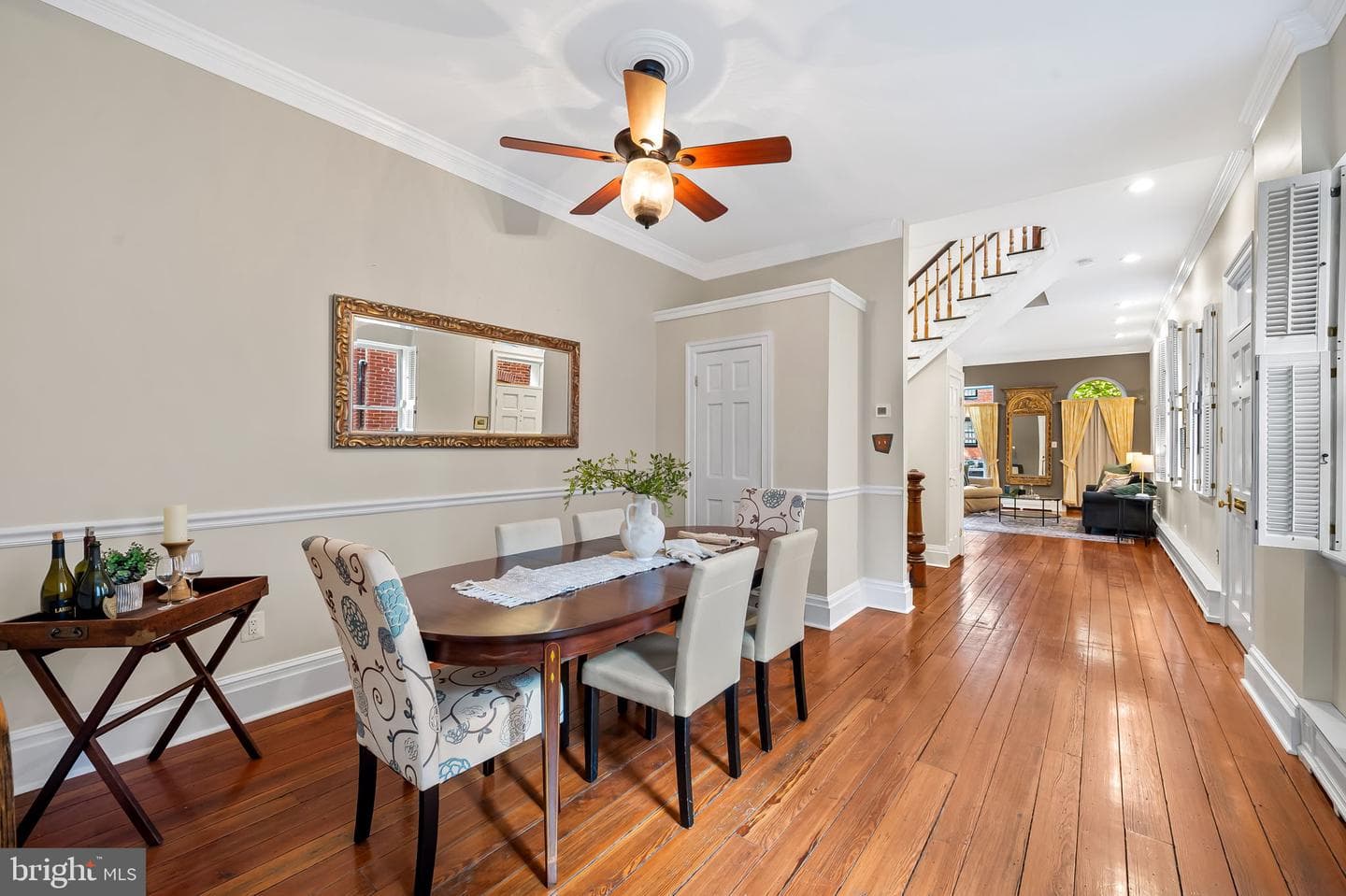 107 W Lee Street photo 14