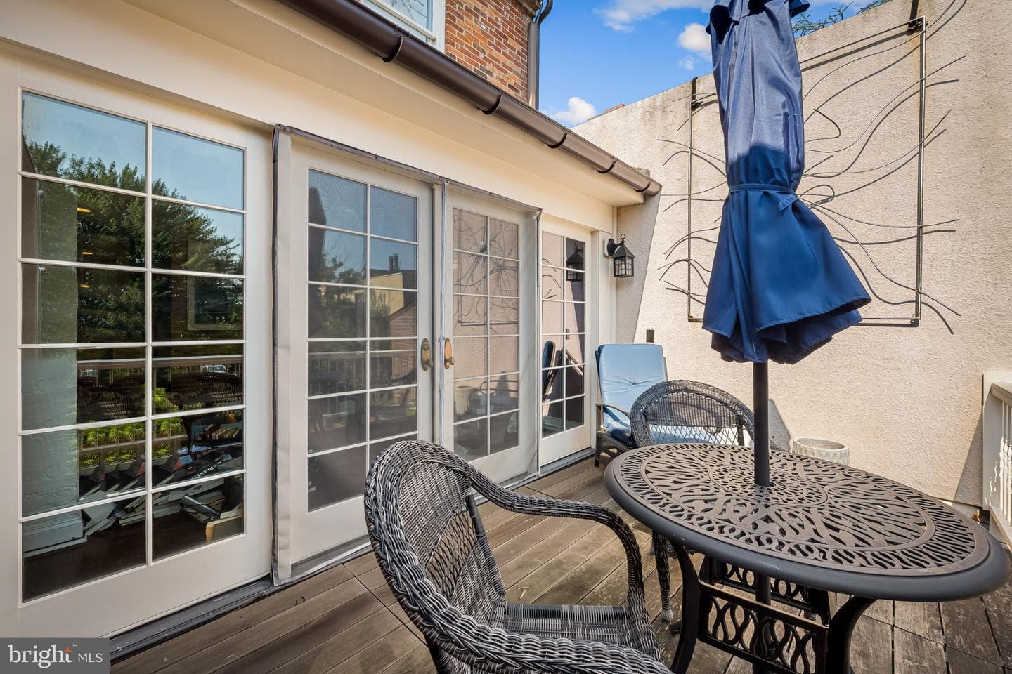 107 W Lee Street photo 44