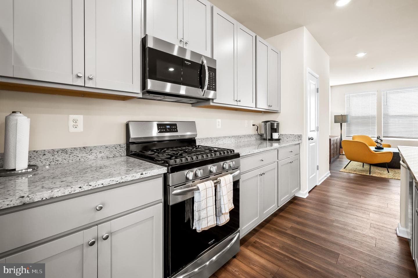 640 Mozart Way photo 13