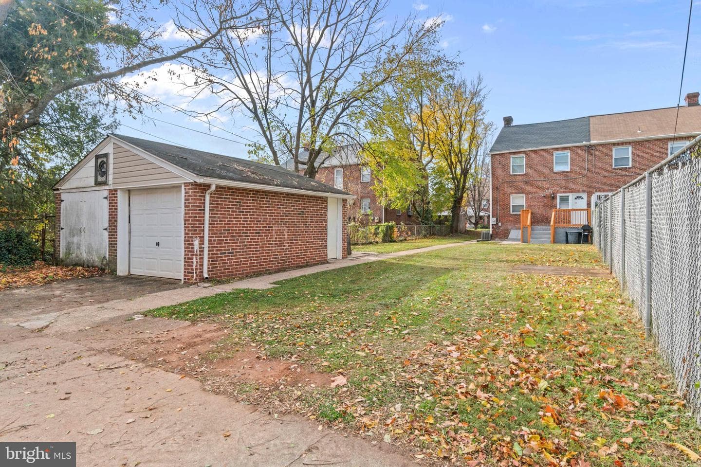 5711 Narcissus Avenue photo 33