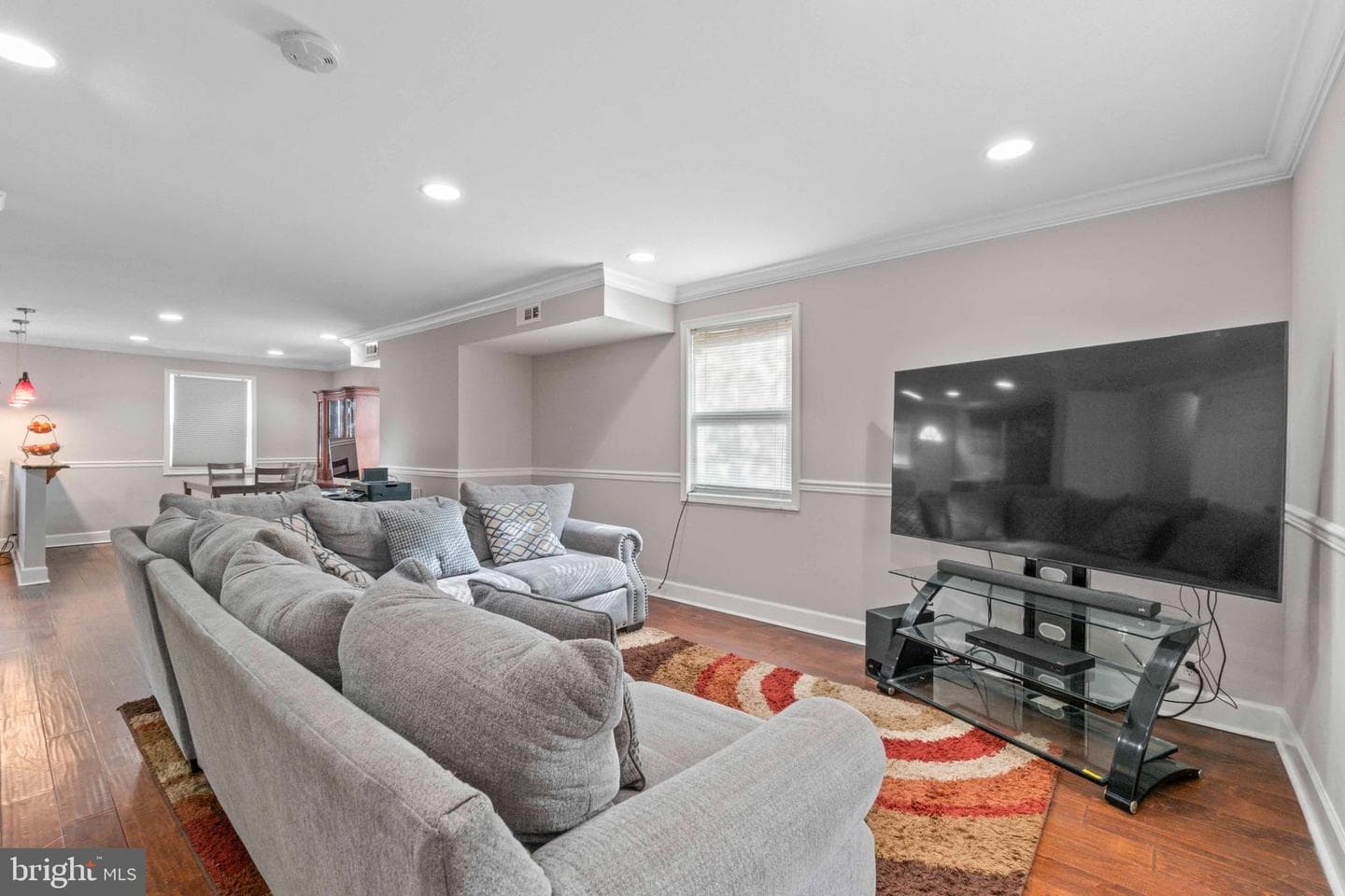 5711 Narcissus Avenue photo 6