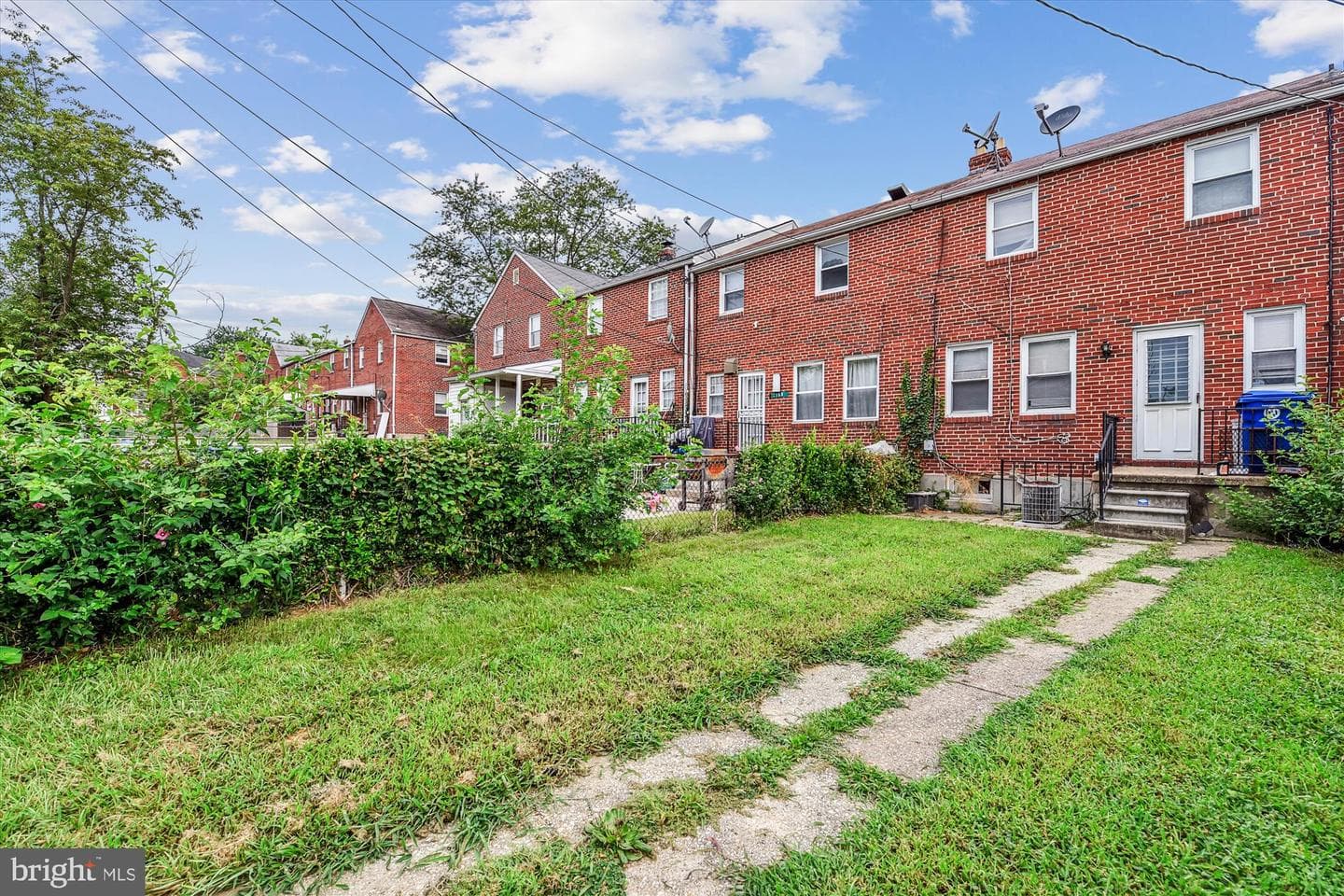 5755 Maplehill Road photo 16