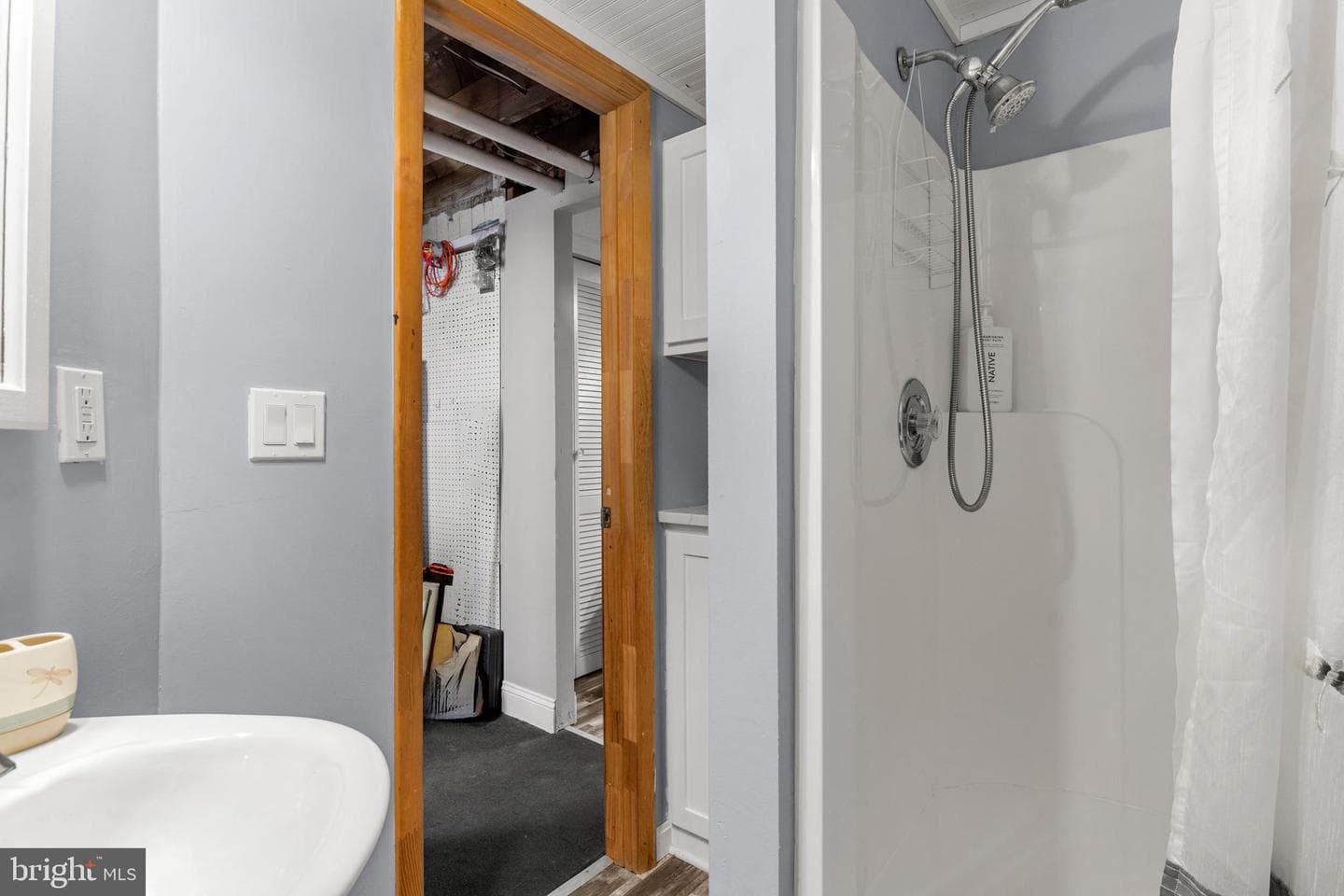 1340 W 37th Street photo 27