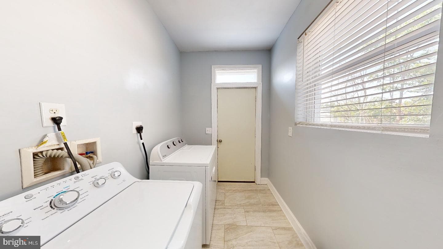 2714 The Alameda photo 11