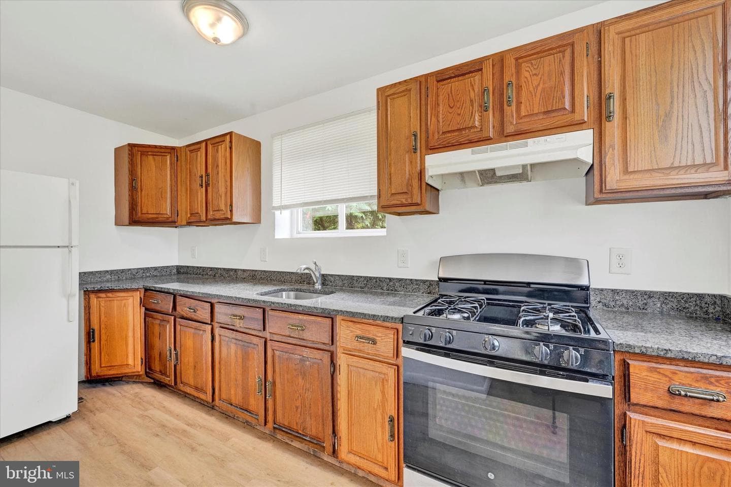 4609 Frankford Avenue photo 9