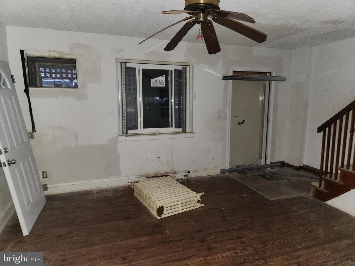 3948 Brooklyn Avenue photo 3