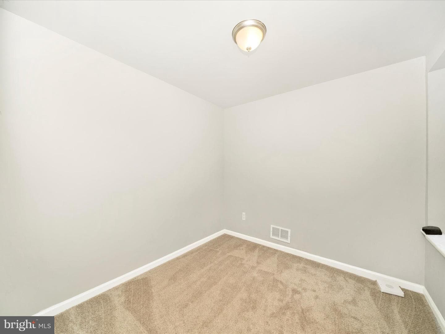 420 N Chester Street photo 27