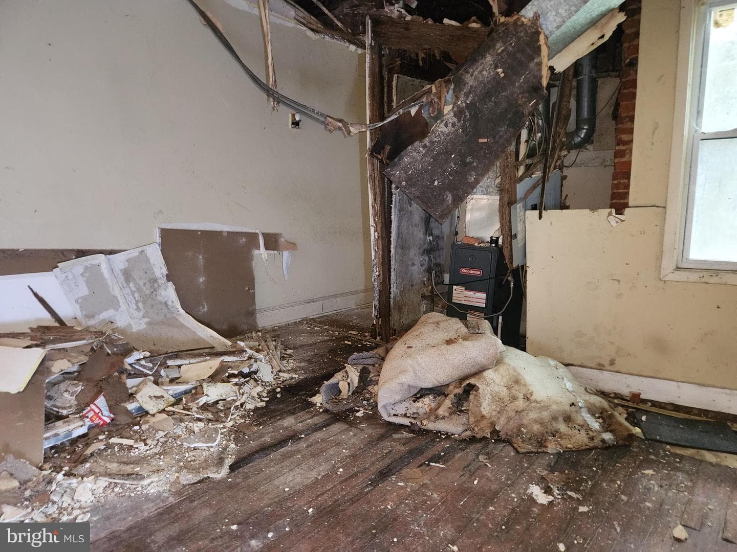 1810 Edmondson Avenue photo 3