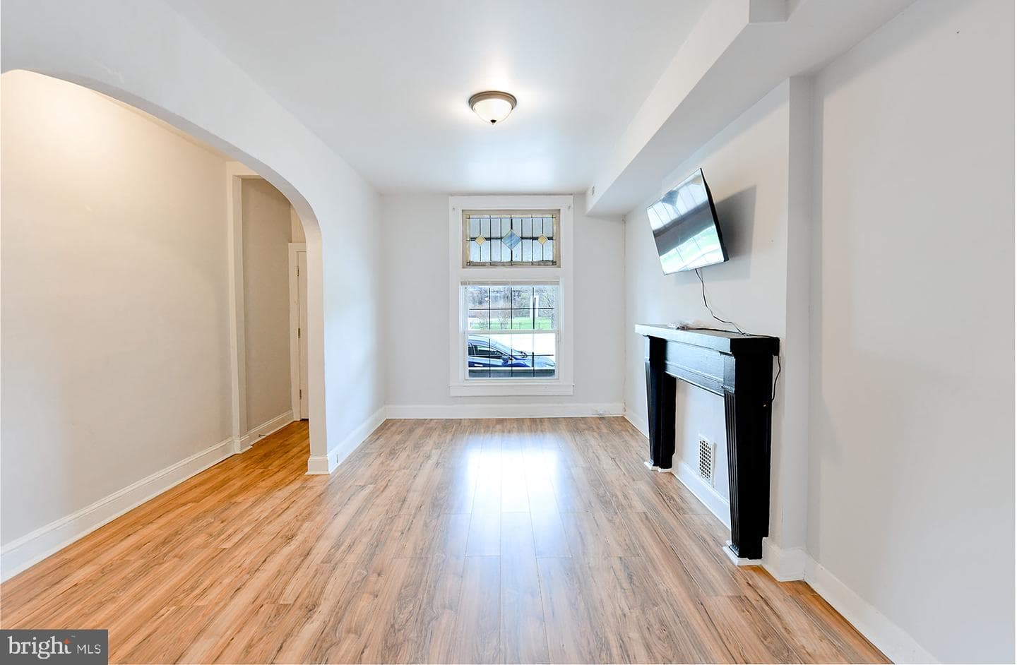 2039 Sinclair Lane photo 4