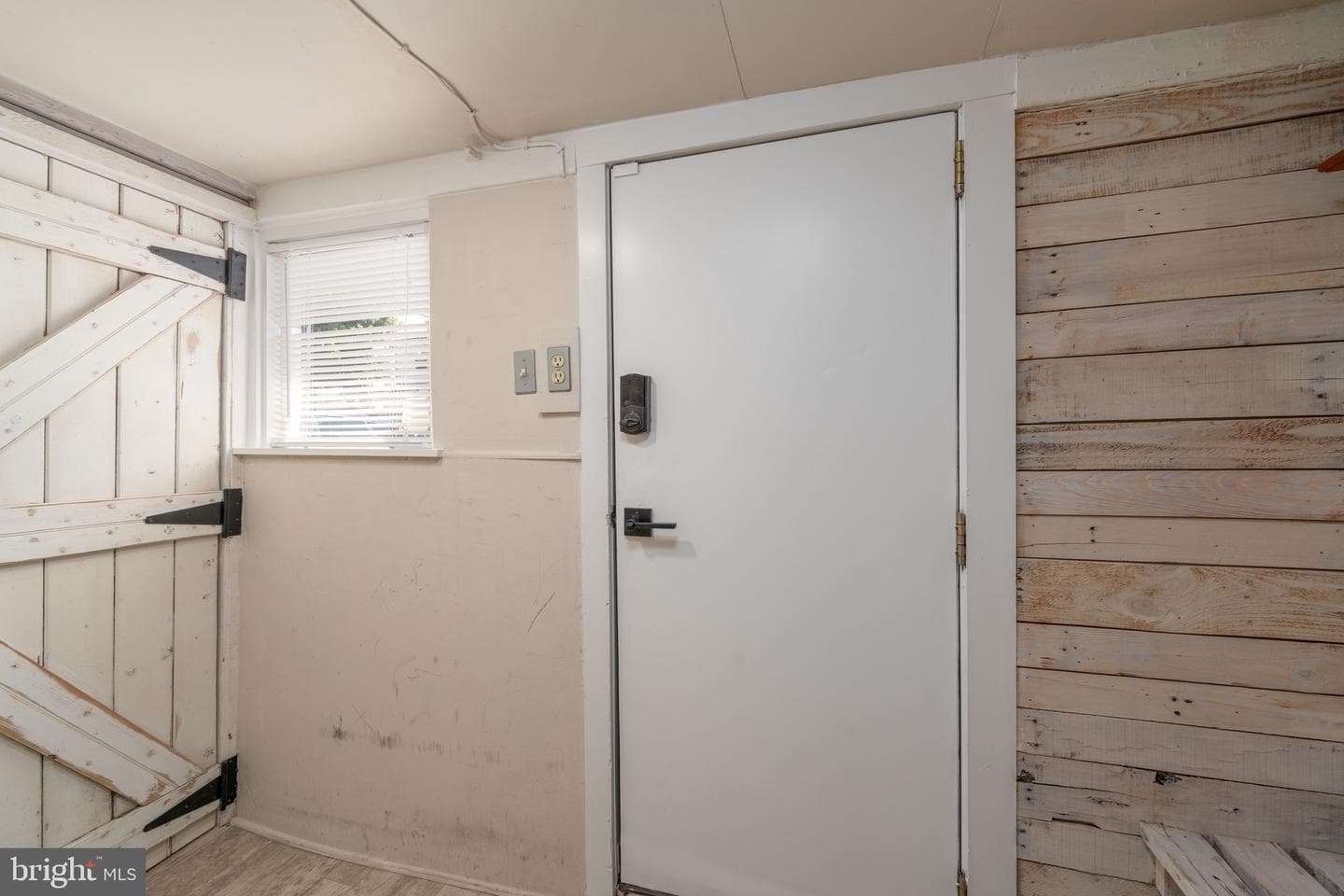 1341 S Charles Street photo 20