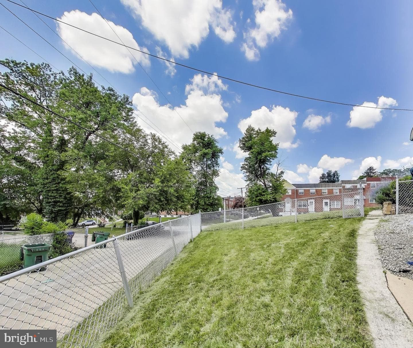 4301 Roberton Avenue photo 28
