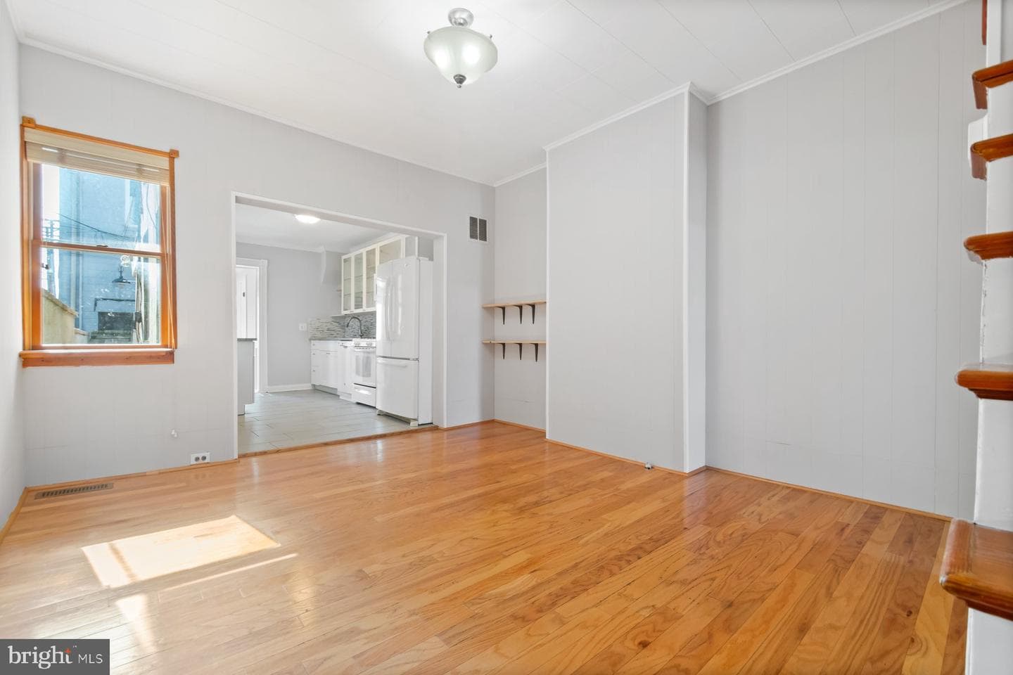 1105 Haubert Street photo 9