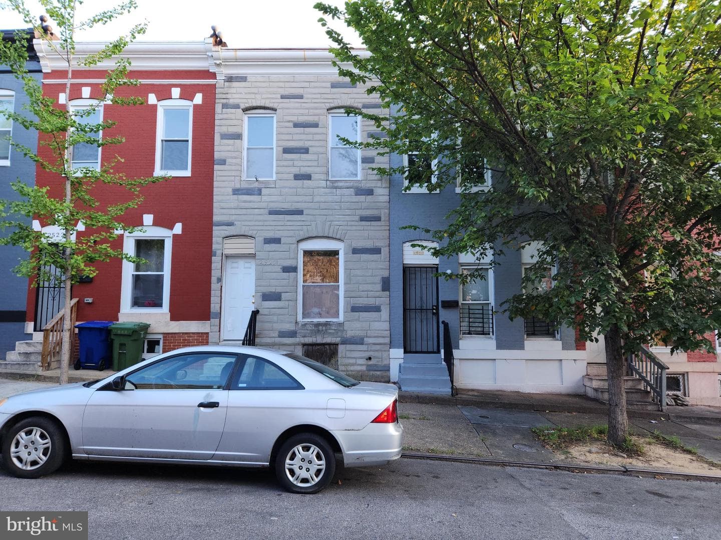 2520 W Fayette St photo 1