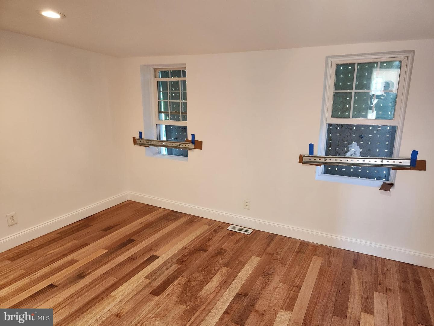 308 S Stricker Street photo 15