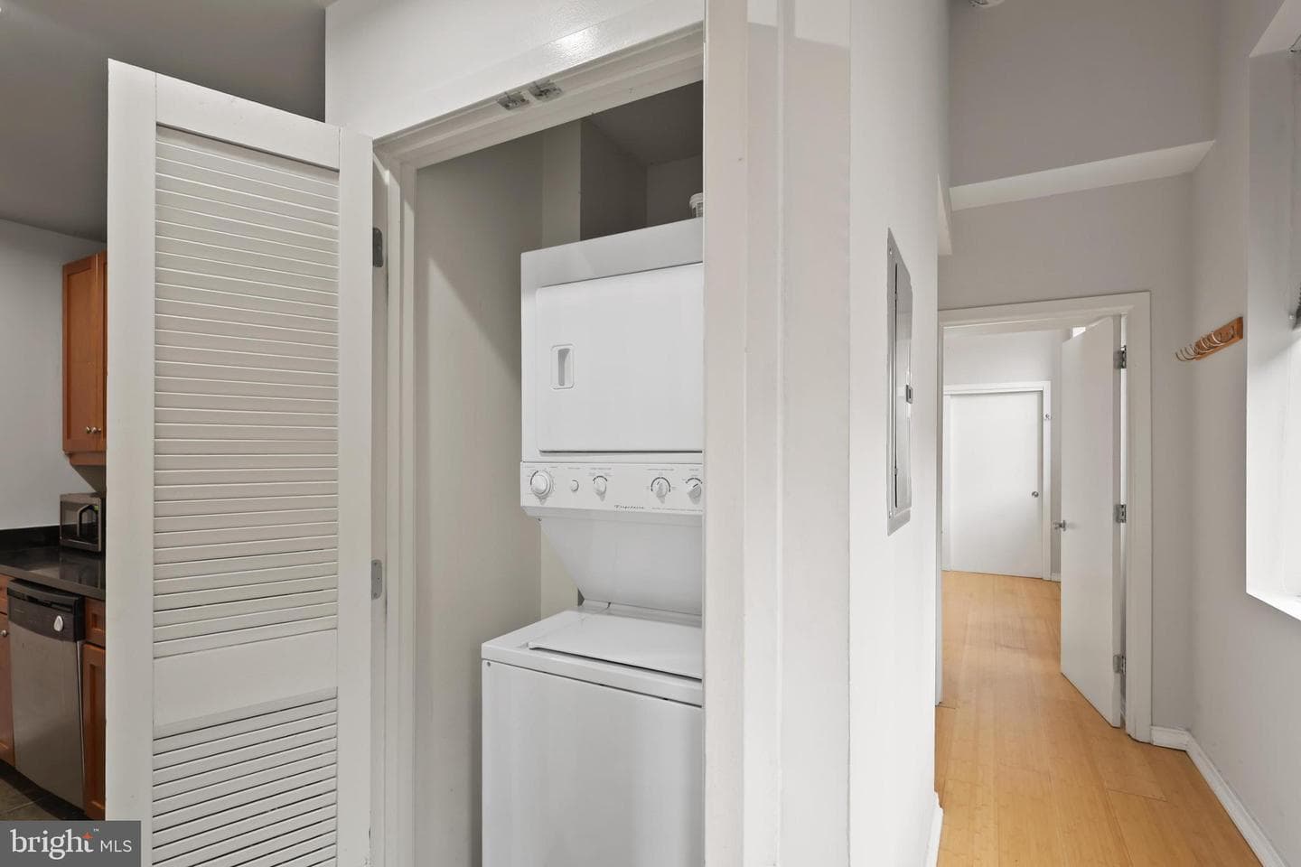 1211 Light Street #408 photo 13