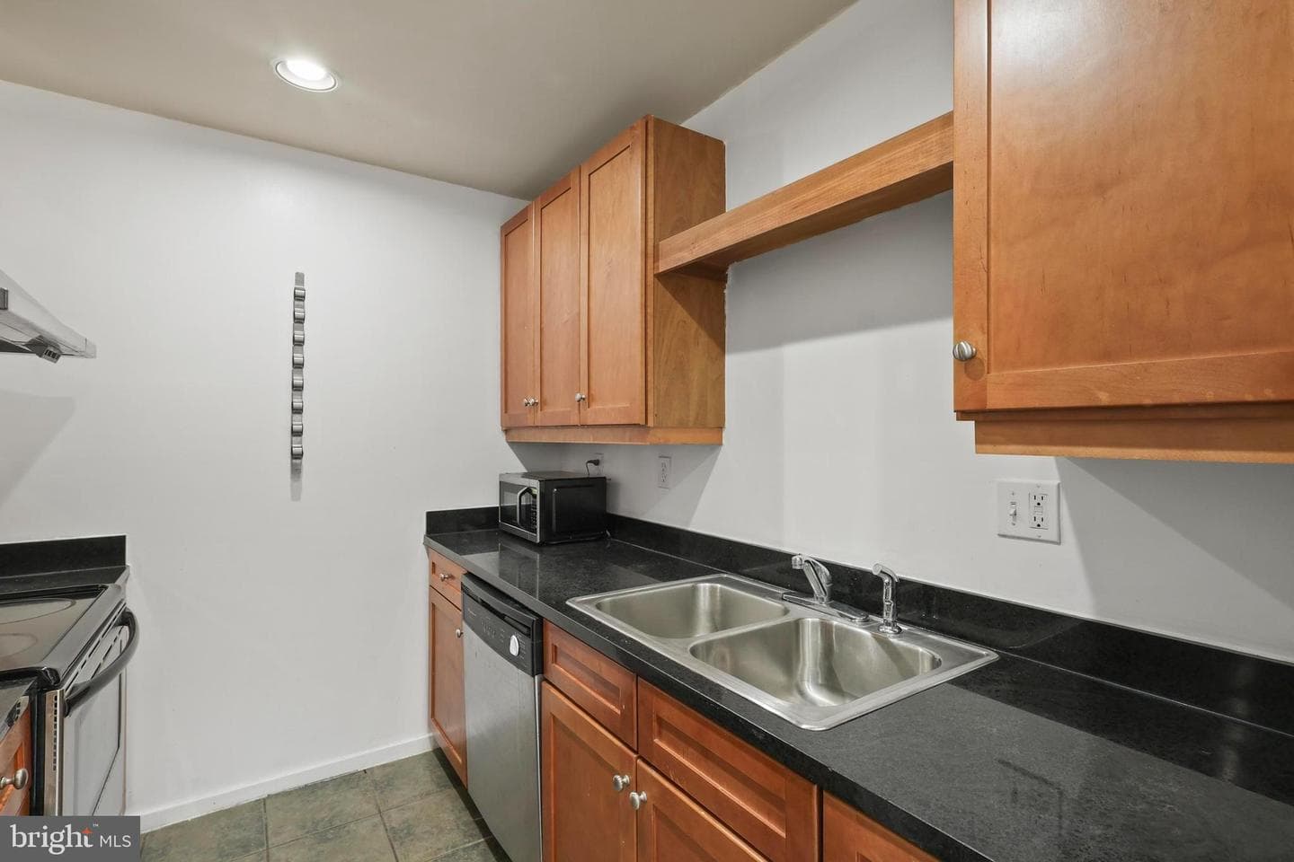 1211 Light Street #408 photo 17