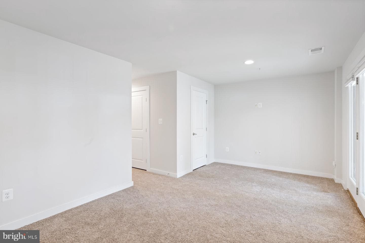 4205 Skyview photo 28