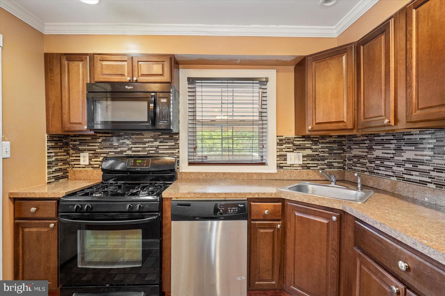 3707 Howard Park Avenue photo 15