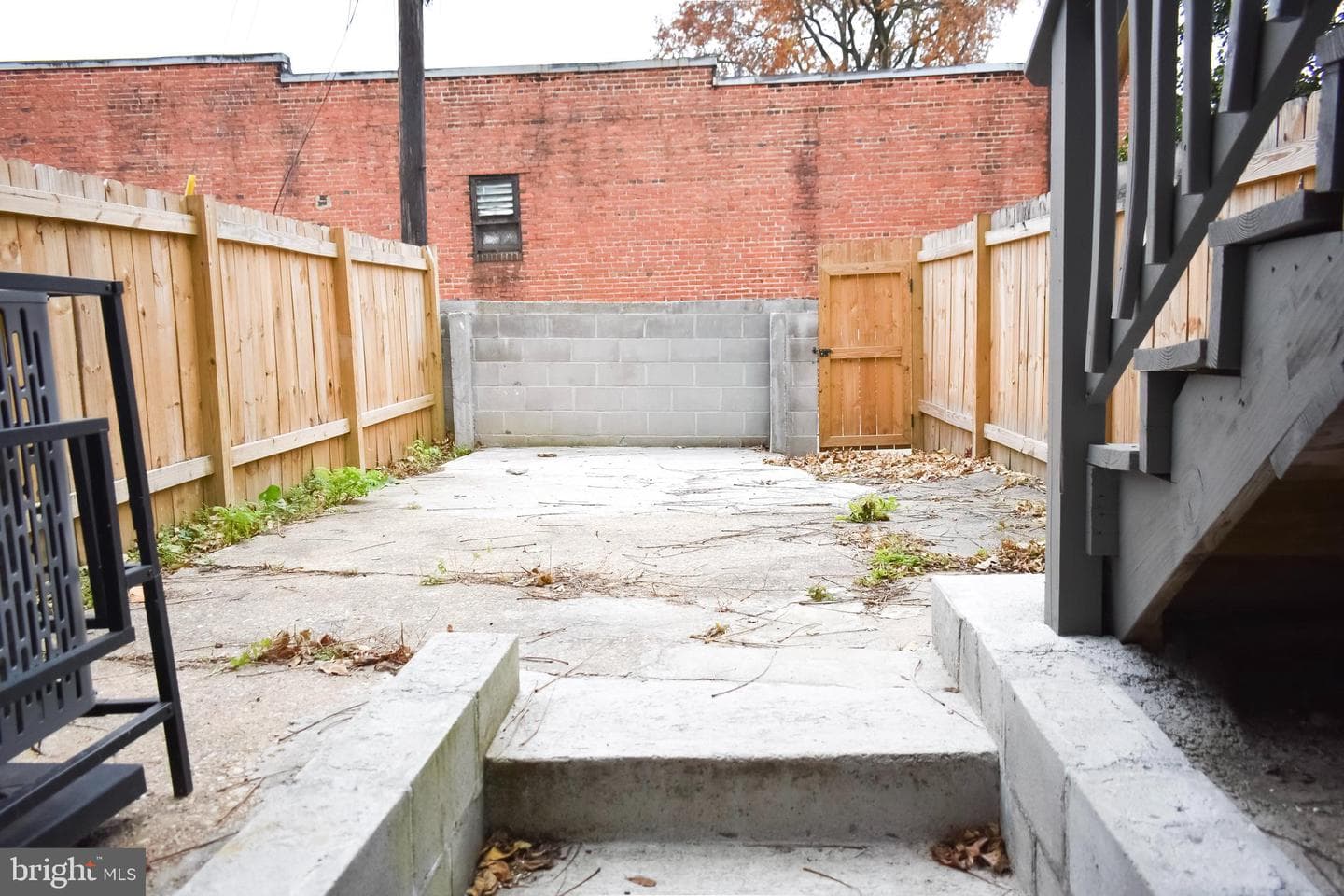 1645 Gorsuch Avenue photo 11