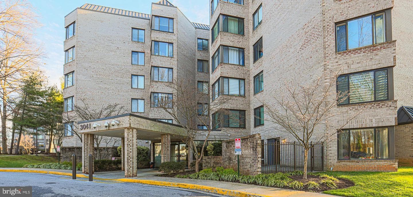 3041 Fallstaff Road #304d photo 1