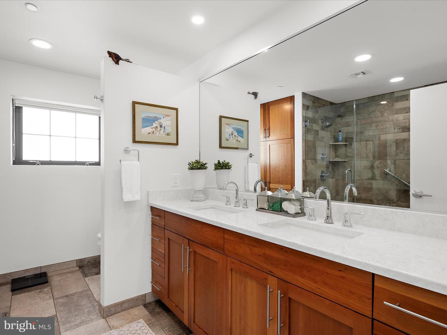 1200 Steuart Street #1021 photo 30