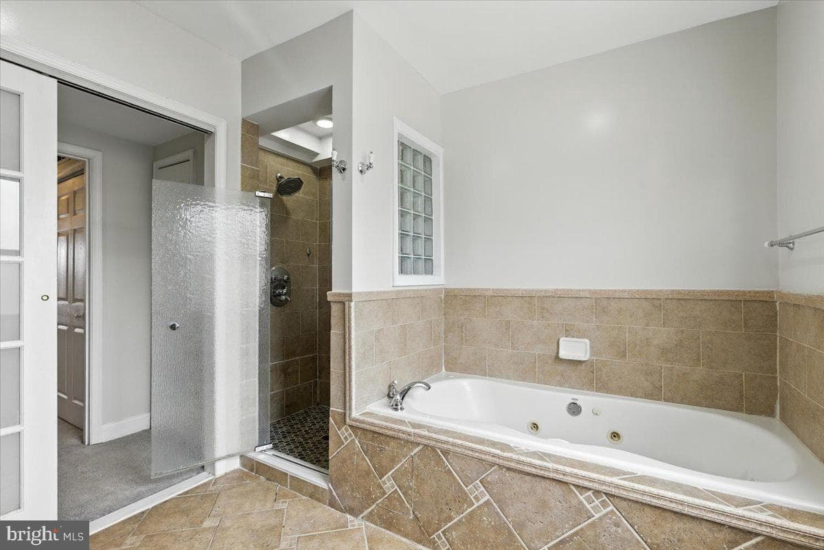1711 S Hanover Street photo 25