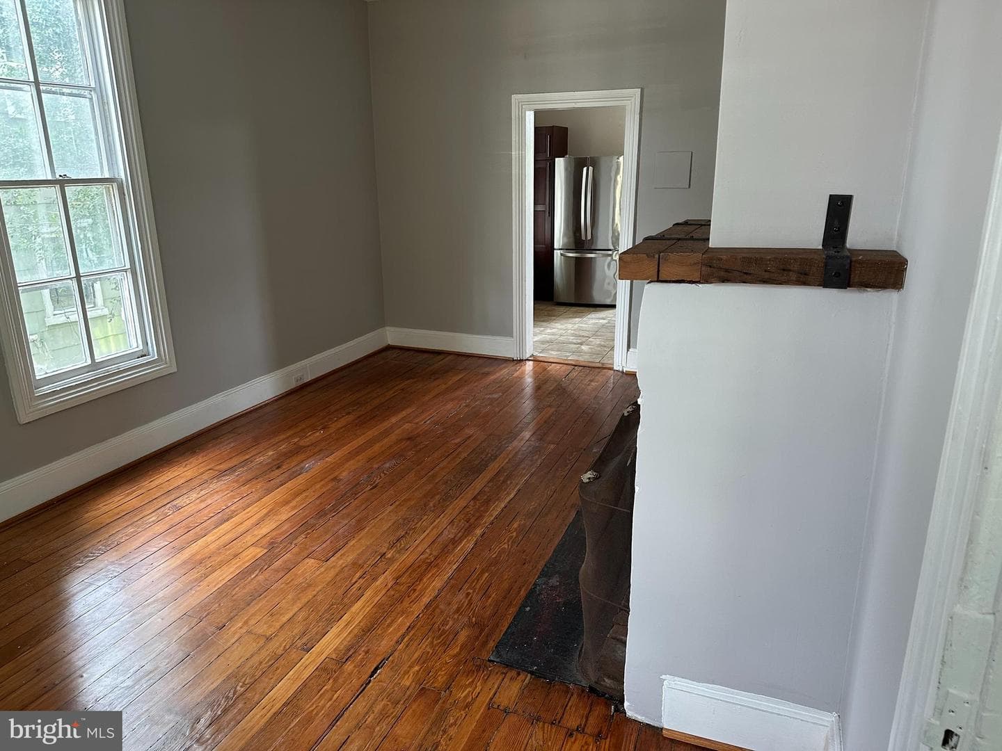 907 Homestead Street photo 10