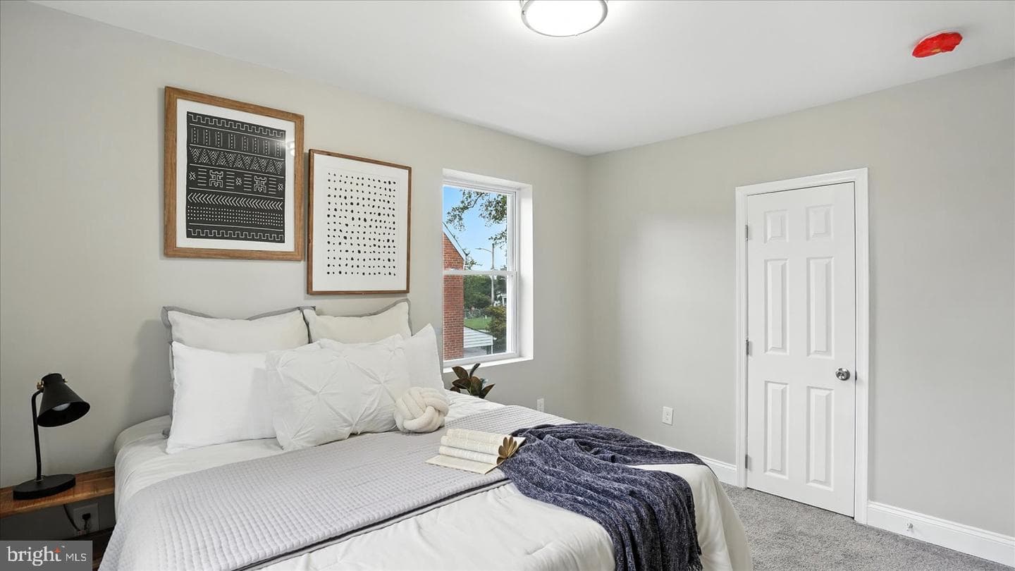 4703 Post Road photo 26