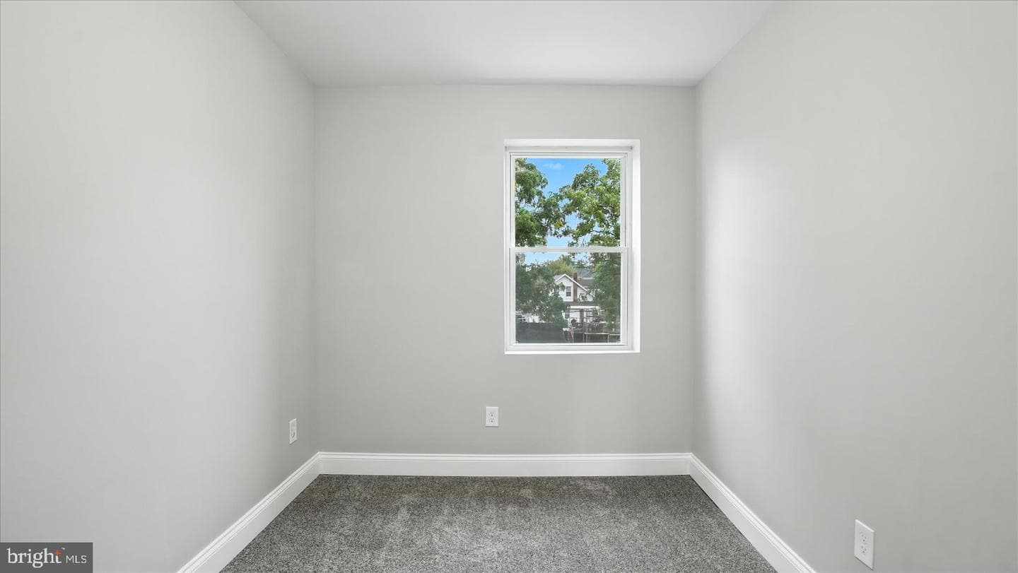 4703 Post Road photo 30